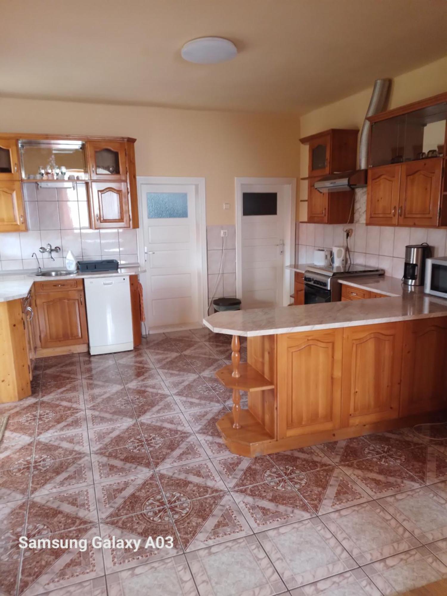 Timi Kulcsoshaz Hotell Lăzarea Exteriör bild
